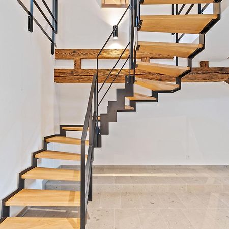 Elegant Clausen Apartment With King Bed & Wifi لوكسمبورغ المظهر الخارجي الصورة