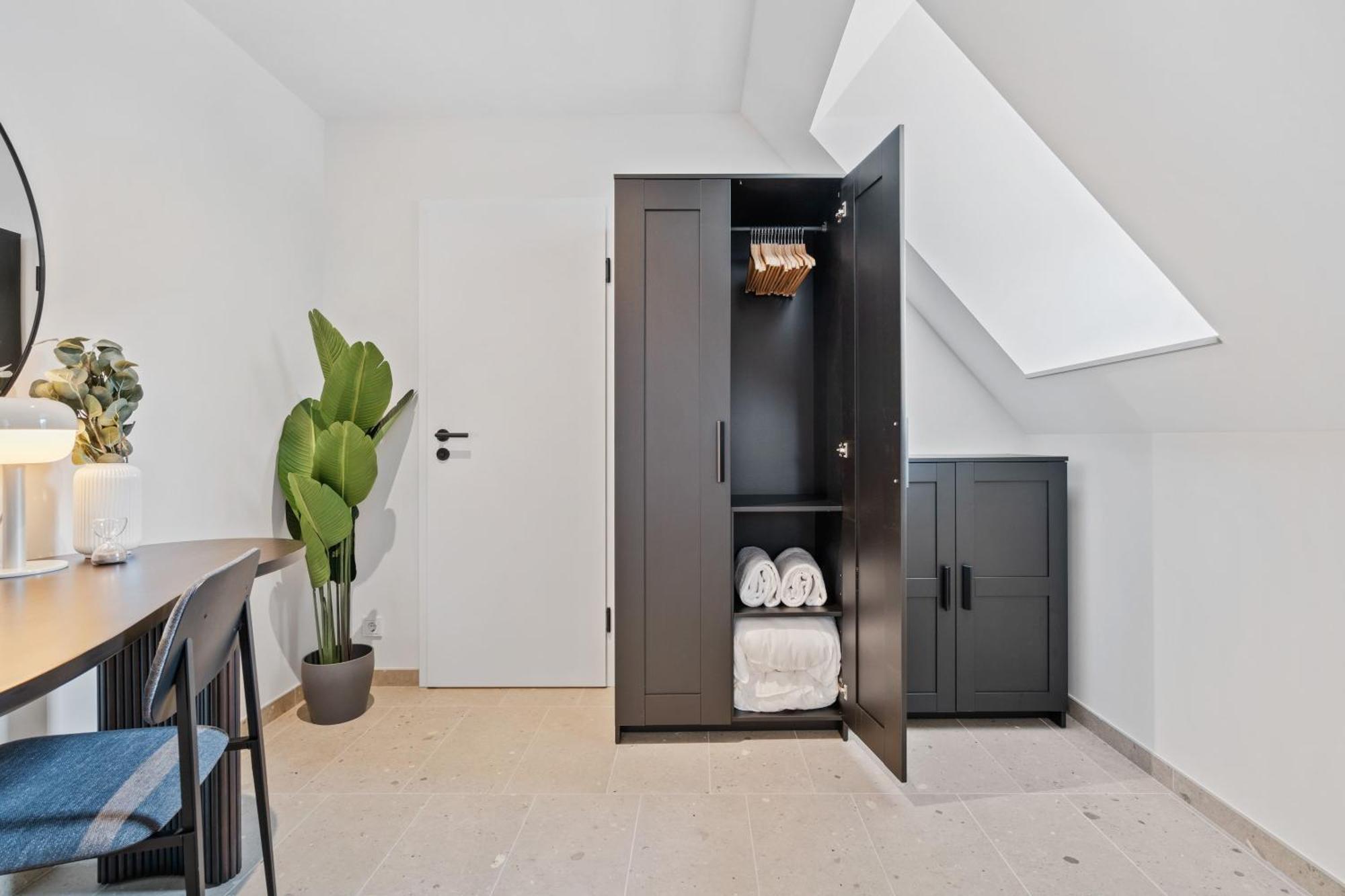 Elegant Clausen Apartment With King Bed & Wifi لوكسمبورغ المظهر الخارجي الصورة
