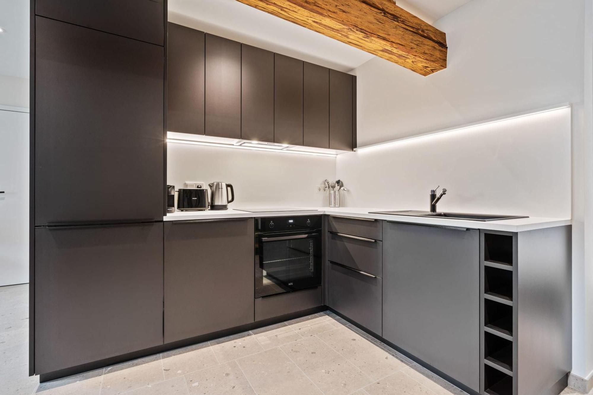 Elegant Clausen Apartment With King Bed & Wifi لوكسمبورغ المظهر الخارجي الصورة