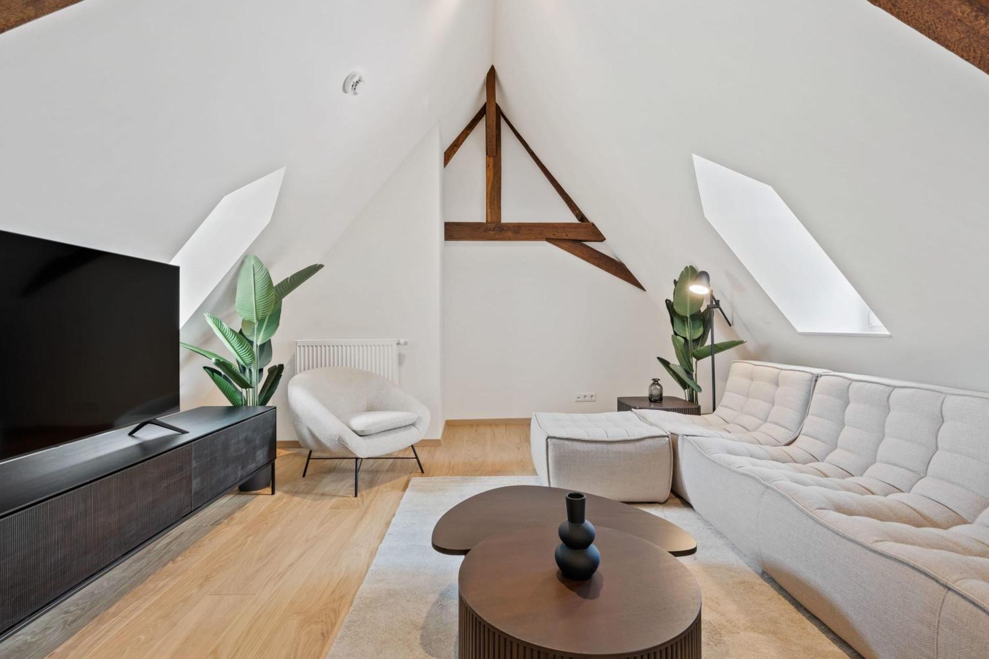 Elegant Clausen Apartment With King Bed & Wifi لوكسمبورغ المظهر الخارجي الصورة